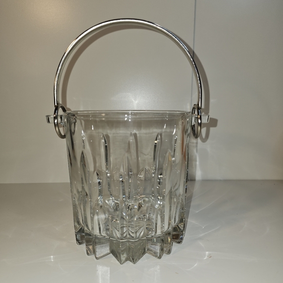 Vintage Mikasa Wishire Crystal Artic Lights Ice Bucket with Silver Handle - Picture 3 of 8